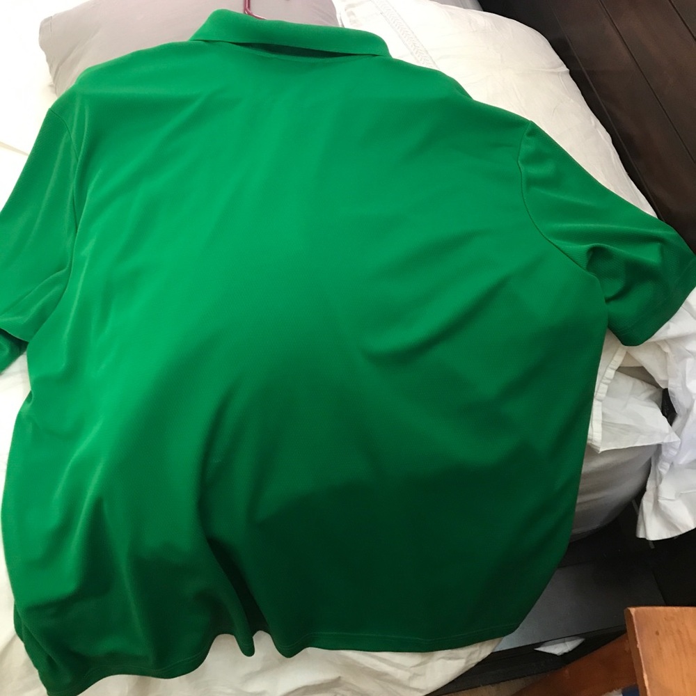 Mens 3 button shirt